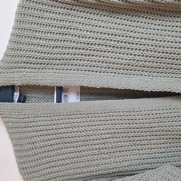 American Eagle Outfitters Sage Green Cardigan Sweater Large - Picture 5 of 12